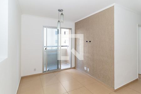 Sala de apartamento para alugar com 3 quartos, 65m² em Vila Esperança, São Paulo