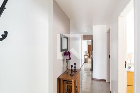 Hall de apartamento à venda com 3 quartos, 110m² em Tijuca, Rio de Janeiro