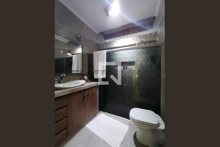 Casa à venda com 1000m², 4 quartos e 3 vagasBanheiro da Suíte 2