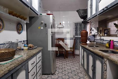 Casa à venda com 1000m², 4 quartos e 3 vagasCozinha
