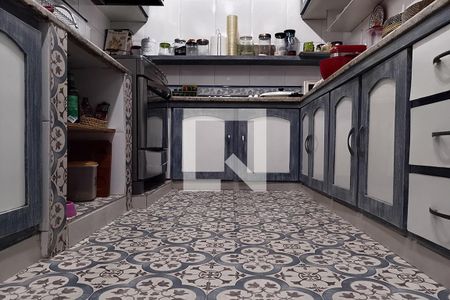 Casa à venda com 1000m², 4 quartos e 3 vagasCozinha
