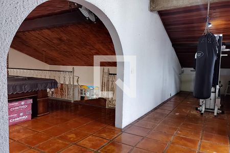 Casa à venda com 1000m², 4 quartos e 3 vagasAcademia