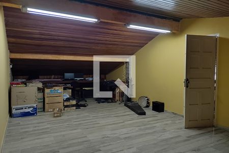 Casa à venda com 1000m², 4 quartos e 3 vagasQuarto 4 - Segundo andar