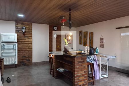 Casa à venda com 1000m², 4 quartos e 3 vagasChurrasqueira