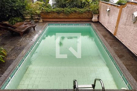 Casa à venda com 1000m², 4 quartos e 3 vagasPiscina