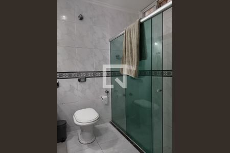 Casa à venda com 1000m², 4 quartos e 3 vagasBanheiro da Suíte 1