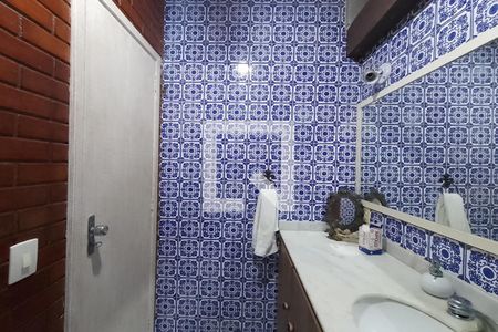 Casa à venda com 1000m², 4 quartos e 3 vagasLavabo