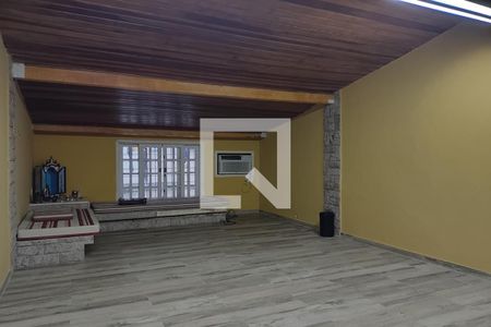 Casa à venda com 1000m², 4 quartos e 3 vagasQuarto 4 - Segundo andar