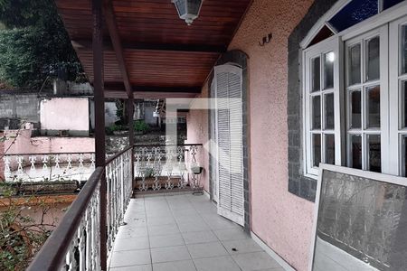 Casa à venda com 1000m², 4 quartos e 3 vagasVaranda do segundo andar