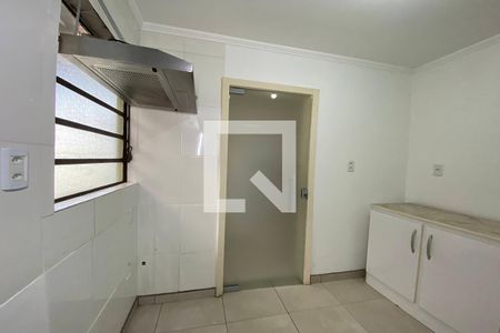 Cozinha e Área de Serviço de apartamento para alugar com 2 quartos, 80m² em Ouro Branco, Novo Hamburgo