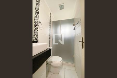 Banheiro  de apartamento para alugar com 2 quartos, 80m² em Ouro Branco, Novo Hamburgo