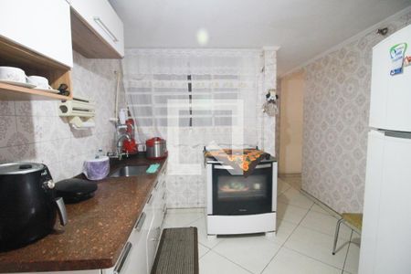 Casa à venda com 180m², 4 quartos e 2 vagascozinha casa 1