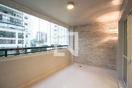 Varanda  de apartamento à venda com 3 quartos, 107m² em Indianópolis, São Paulo