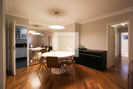 Sala de apartamento à venda com 3 quartos, 107m² em Indianópolis, São Paulo