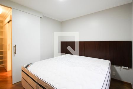Suíte  de apartamento à venda com 3 quartos, 107m² em Indianópolis, São Paulo
