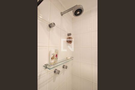 Apartamento à venda com 107m², 3 quartos e 2 vagas Apartamento à venda com 107m², 3 quartos e 2 vagasBanheiro da Suíte