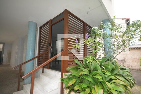 Apartamento à venda com 100m², 3 quartos e 1 vagaFachada