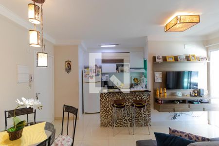 Salas de apartamento à venda com 2 quartos, 75m² em Centro, Campinas