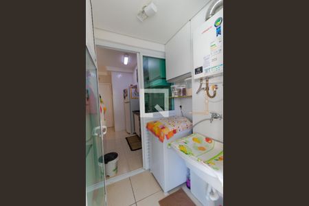 Apartamento à venda com 75m², 2 quartos e 1 vagaÁrea de Serviço