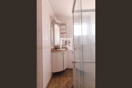 Apartamento à venda com 80m², 3 quartos e 1 vagaBanheiro do quarto 3
