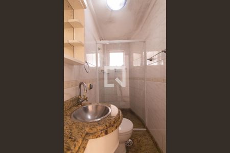 Banheiro de apartamento à venda com 3 quartos, 80m² em Vila Esperança, São Paulo