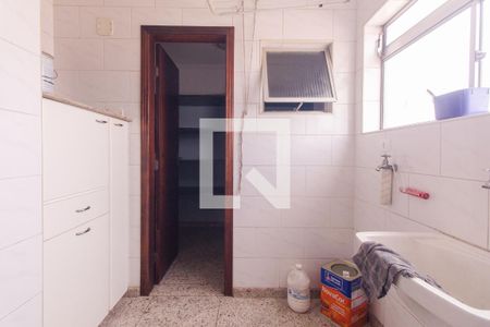 Apartamento à venda com 80m², 3 quartos e 1 vagaÁrea de serviço