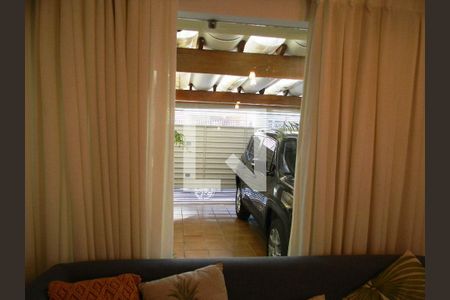 Casa à venda com 3 quartos, 130m² em Vila Congonhas, São Paulo