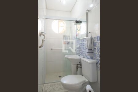 Casa à venda com 130m², 3 quartos e 1 vaga Casa à venda com 130m², 3 quartos e 1 vagaBanheiro 1