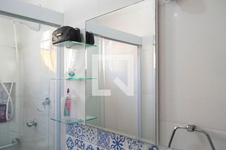 Casa à venda com 130m², 3 quartos e 1 vaga Casa à venda com 130m², 3 quartos e 1 vagaBanheiro 1