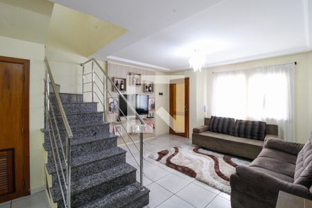 Sala de casa de condomínio à venda com 2 quartos, 105m² em Niterói, Canoas