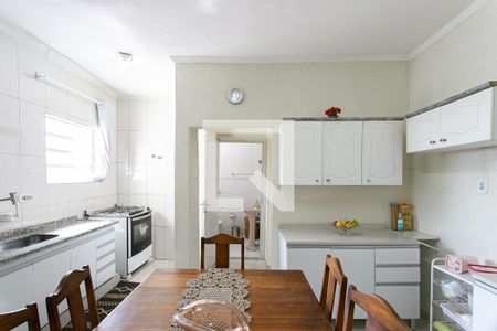 Casa à venda com 264m², 4 quartos e 3 vagasCasa 1 - Cozinha