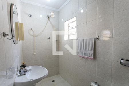 Casa à venda com 264m², 4 quartos e 3 vagasCasa 1 - Banheiro 2