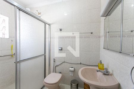 Casa à venda com 264m², 4 quartos e 3 vagasCasa 1 - Banheiro 1