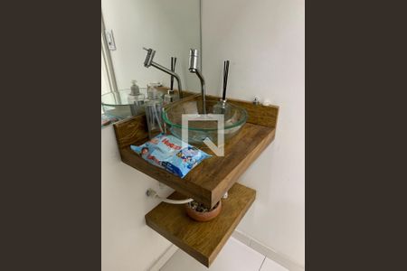 Casa à venda com 625m², 5 quartos e 2 vagas Casa à venda com 625m², 5 quartos e 2 vagasBanheiro 5