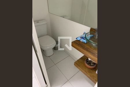 Casa à venda com 625m², 5 quartos e 2 vagas Casa à venda com 625m², 5 quartos e 2 vagasBanheiro 5