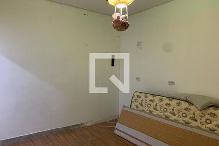 Casa à venda com 625m², 5 quartos e 2 vagas Casa à venda com 625m², 5 quartos e 2 vagasQuarto 4