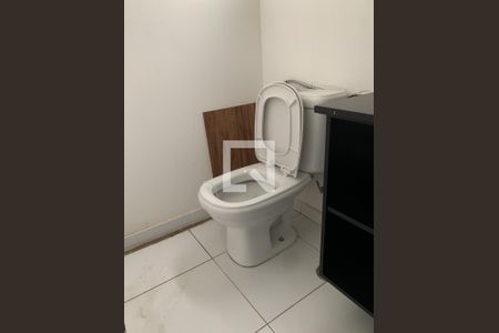 Casa à venda com 625m², 5 quartos e 2 vagas Casa à venda com 625m², 5 quartos e 2 vagasBanheiro 1