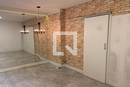 Casa à venda com 625m², 5 quartos e 2 vagas Casa à venda com 625m², 5 quartos e 2 vagasSala 2