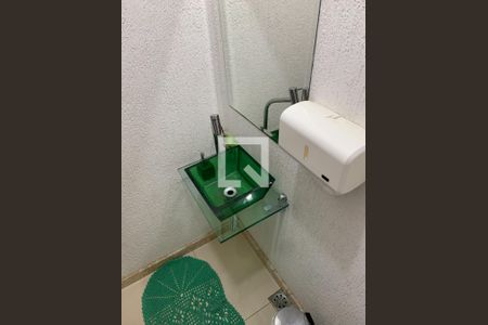 Casa à venda com 625m², 5 quartos e 2 vagas Casa à venda com 625m², 5 quartos e 2 vagasBanheiro 2