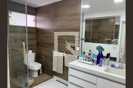 Casa à venda com 625m², 5 quartos e 2 vagas Casa à venda com 625m², 5 quartos e 2 vagasBanheiro 3