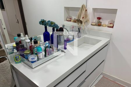 Casa à venda com 625m², 5 quartos e 2 vagas Casa à venda com 625m², 5 quartos e 2 vagasBanheiro da Suíte