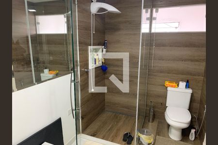 Casa à venda com 625m², 5 quartos e 2 vagas Casa à venda com 625m², 5 quartos e 2 vagasBanheiro 3