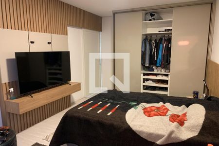 Casa à venda com 625m², 5 quartos e 2 vagas Casa à venda com 625m², 5 quartos e 2 vagasQuarto 3 - Suíte