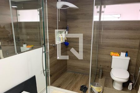 Casa à venda com 625m², 5 quartos e 2 vagas Casa à venda com 625m², 5 quartos e 2 vagasBanheiro da Suíte