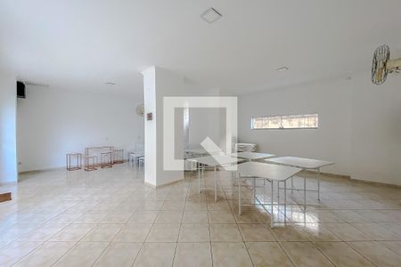 Apartamento para alugar com 51m², 2 quartos e 1 vagaÁrea comum - Salão de festas