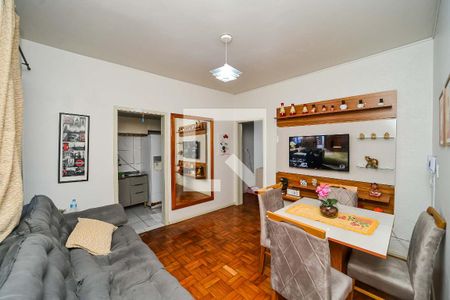 Sala de apartamento à venda com 1 quarto, 55m² em Jardim Lindóia, Porto Alegre