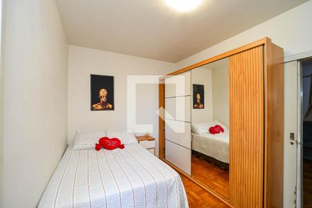 Suíte de apartamento à venda com 1 quarto, 55m² em Jardim Lindóia, Porto Alegre