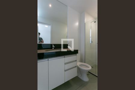 Apartamento para alugar com 75m², 2 quartos e 2 vagas Apartamento para alugar com 75m², 2 quartos e 2 vagasBanheiro da Suíte