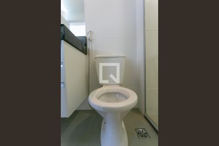 Apartamento para alugar com 75m², 2 quartos e 2 vagas Apartamento para alugar com 75m², 2 quartos e 2 vagasBanheiro da Suíte