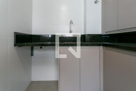 Apartamento para alugar com 75m², 2 quartos e 2 vagas Apartamento para alugar com 75m², 2 quartos e 2 vagasCozinha e Área de Serviço